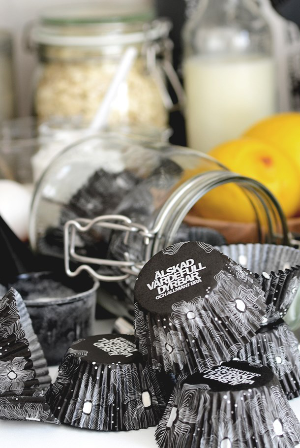 Product Image for Muffinsform - älskad,  värdefull,  dyrbar - 100-p