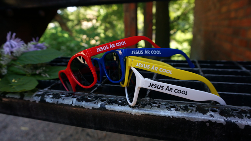 Product Image for Solglasögon - Jesus är cool - blandade färger
