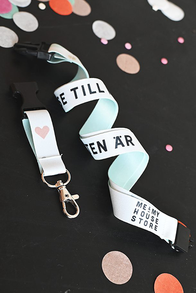 Product Image for Nyckelband - se till mig som liten är