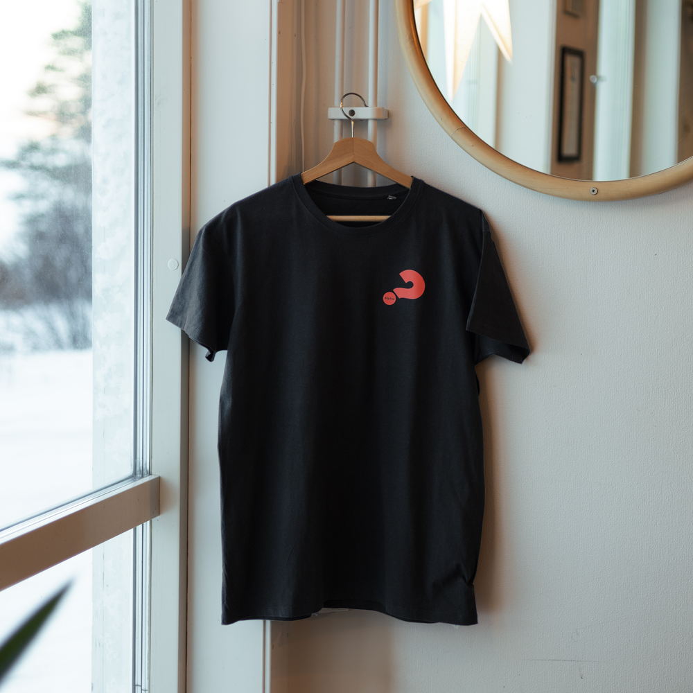 Product Image for T-shirt - svart - alphas logga - unisex