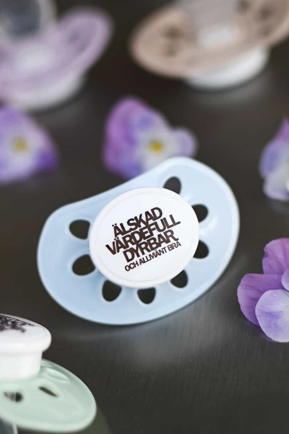 Product Image for Napp - älskad,  värdefull,  dyrbar. - ljusblå