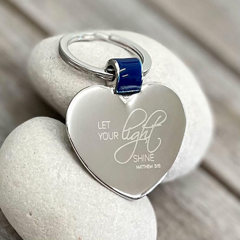 Product Image for Nyckelring - hjärta - let yor light shine - metall