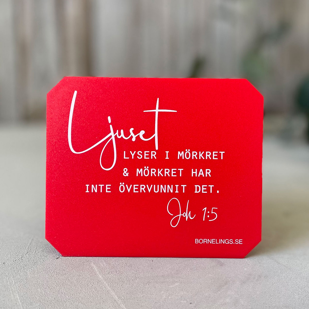 Product Image for Isskrapa – ljuset lyser i mörkret,  röd